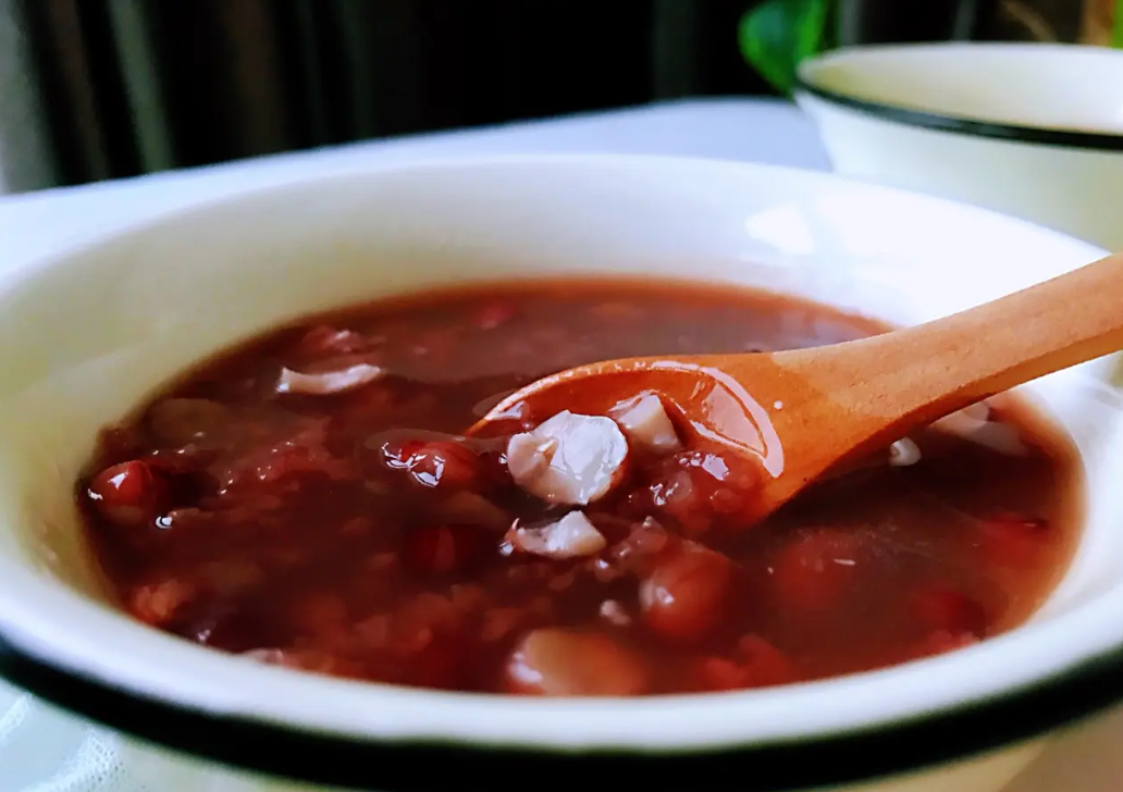 冬季手脚冰凉可以试试这些滋补汤！