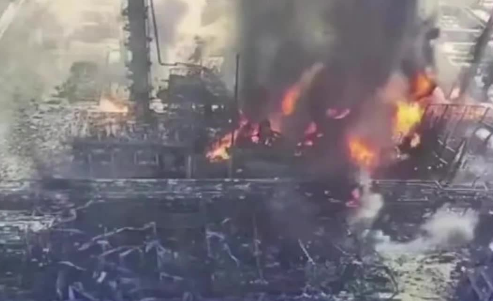 辽宁省盘锦市化工厂火灾已导致2人死亡、34人受伤