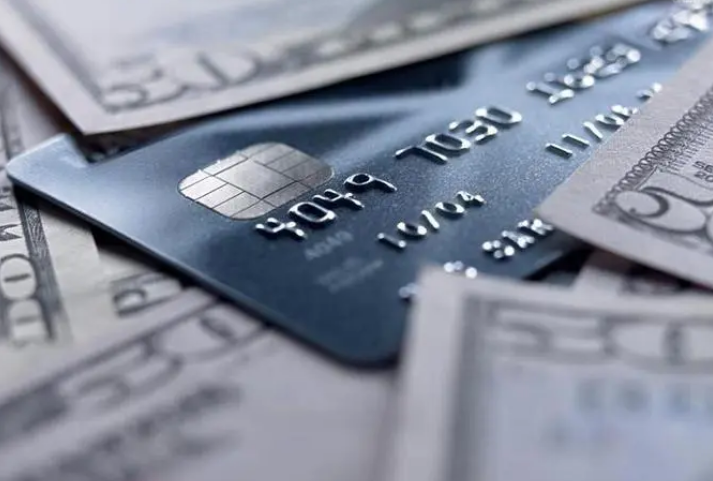 信用卡已成为现代金融主要透支工具！