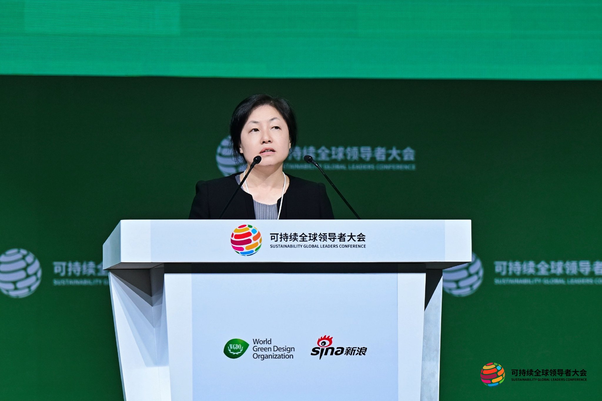 详细阅读:证监会上市司一级巡视员毕晓颖:1869家上市公司披露可持续报告,整体披露率34.7%,较前两年提升10个百分点 证监会上市司一级巡视员毕晓颖:1869家上市公司披露可持续报告,整体披露率34.7%,较前两年提升10个百分点